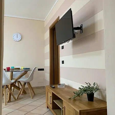 Apartment Serenellasullago *