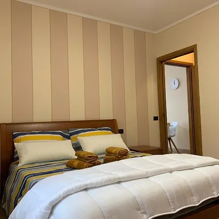 Serenellasullago Апартаменты