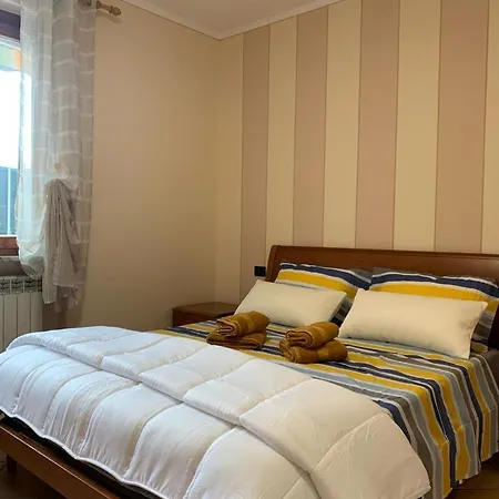 Serenellasullago Apartment *